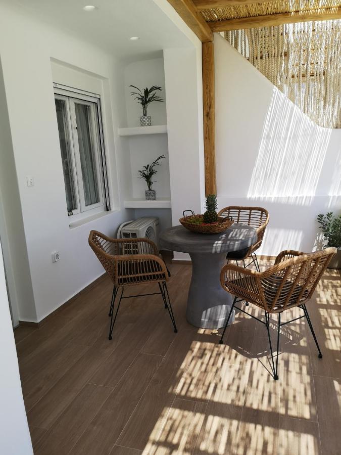 Hora Seaside Suites Naxos City Exterior photo